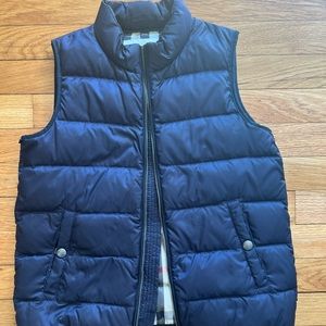 Burberry Puffer Vest. Never worn! Excellent condition. Navy Blue